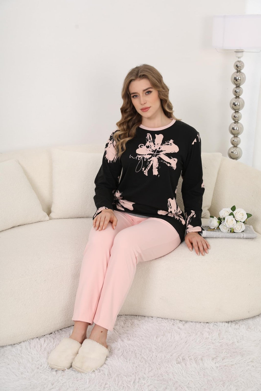 Women’s Winter Pyjama Set Floral Print Long Sleeve Loungewear – Black/Pink XL
