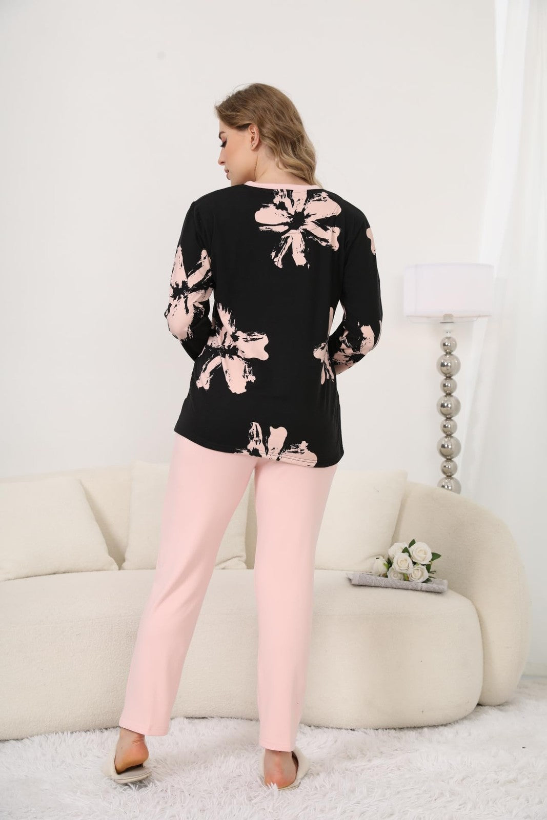 Women’s Winter Pyjama Set Floral Print Long Sleeve Loungewear – Black/Pink XL