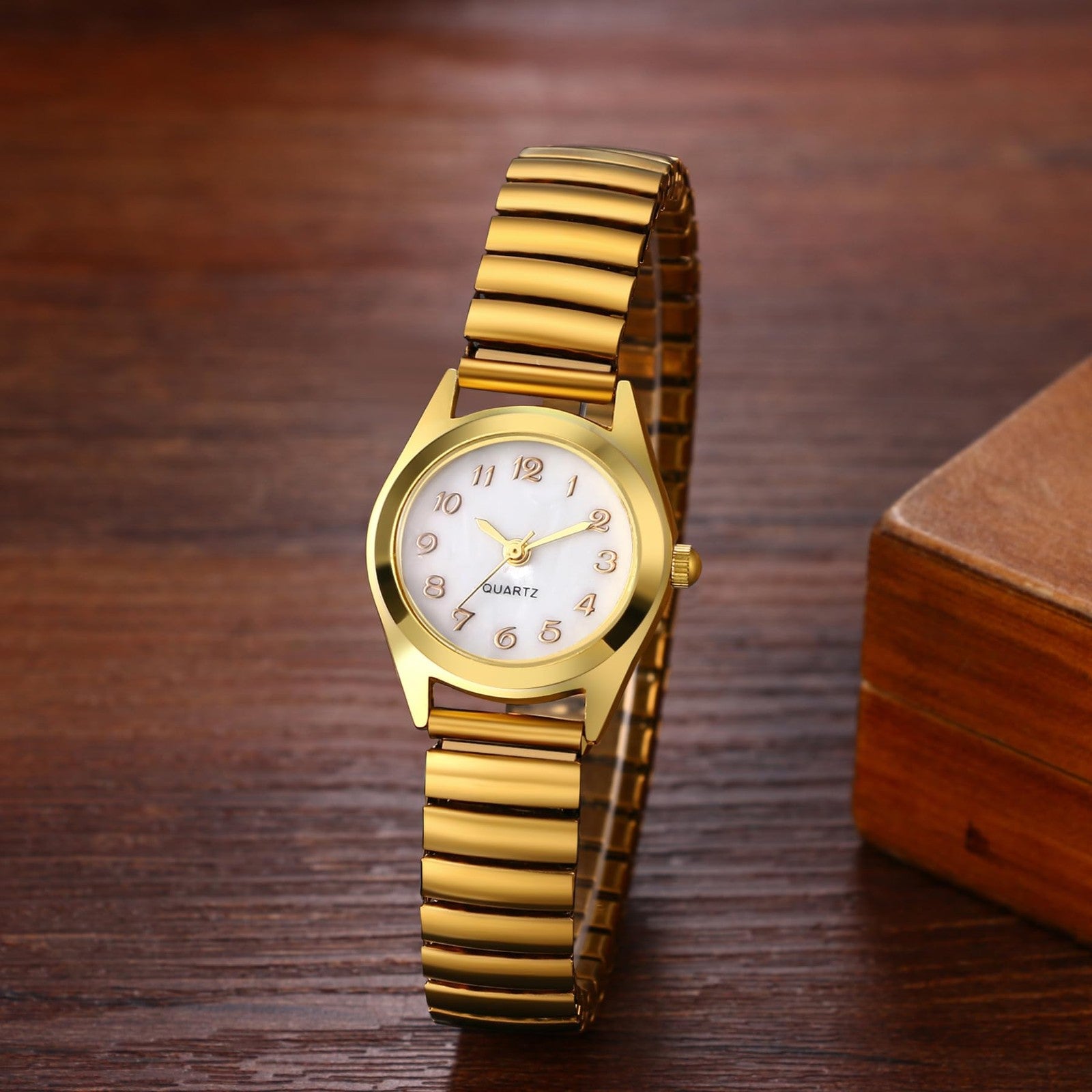 Avaner Women's Elastic Strap Quartz Watch Easy Reader Bangle Wristwatch – Gold